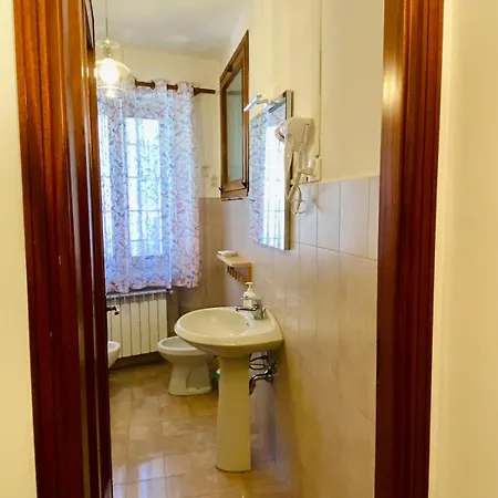 La Casa Di Dino Apartment Ivrea
