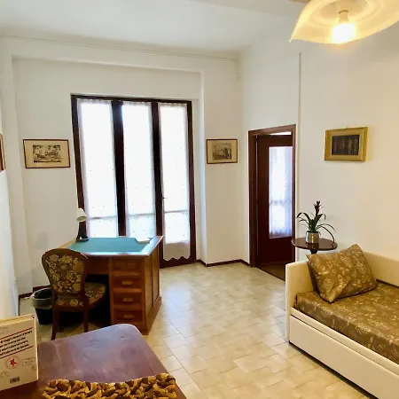 Apartment La Casa Di Dino Ivrea